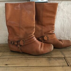Fry harness boots
